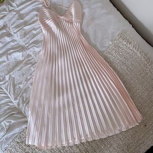 Linea Donatella Pink Pleated Midi Sundress
